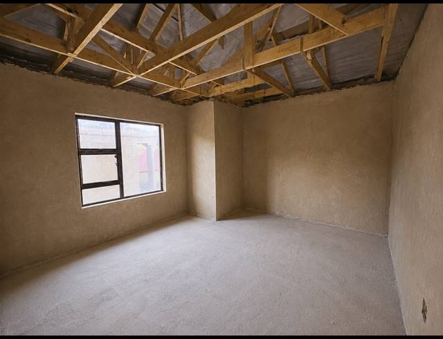 5 BEDROOM HOUSE FOR SALE IN GOLDEN GARDENS